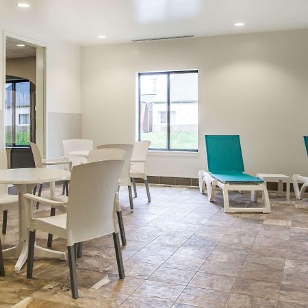 Comfort Inn Pa Turnpike - I-81 Carlisle Bagian luar foto
