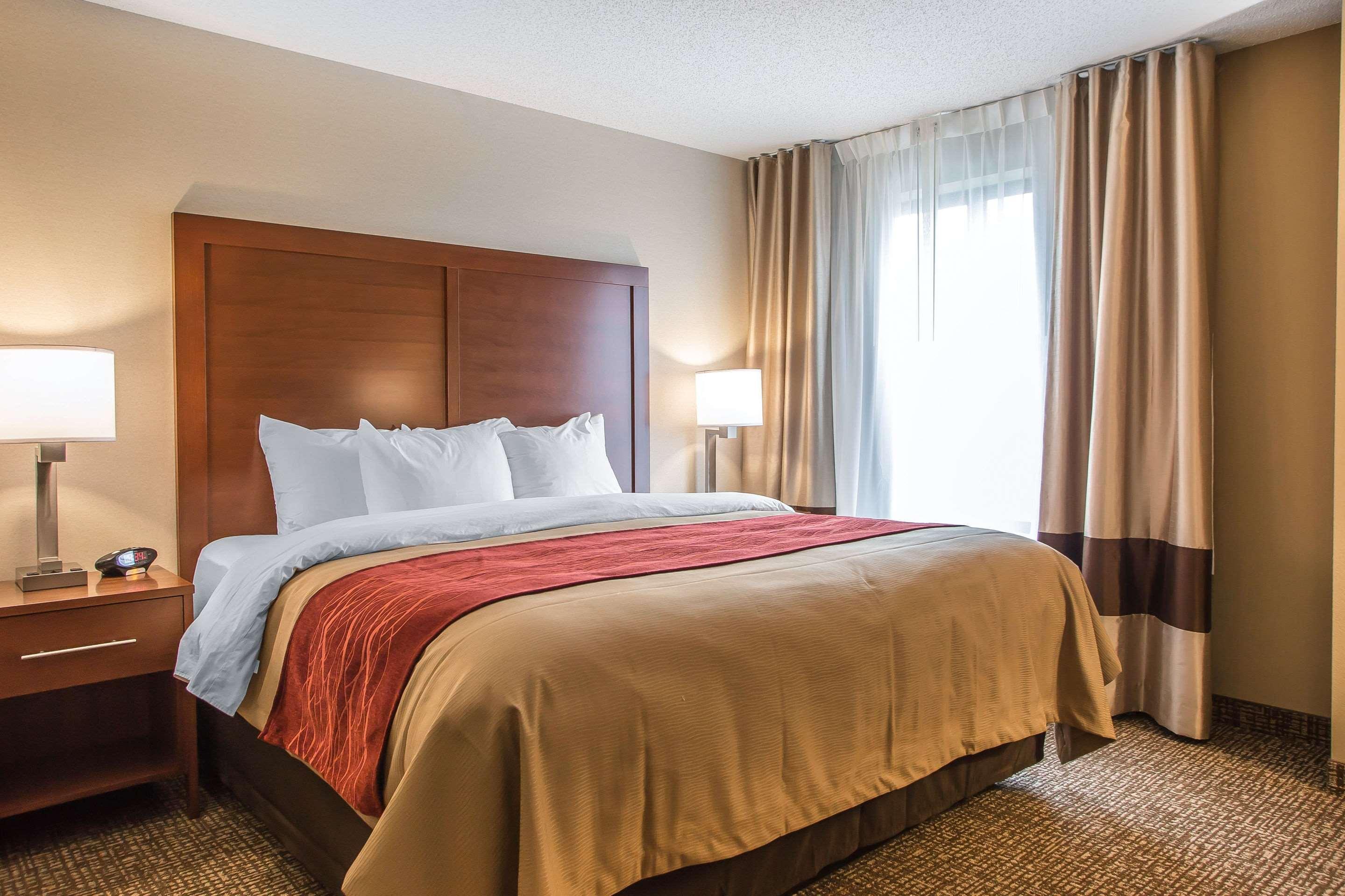 Comfort Inn Pa Turnpike - I-81 Carlisle Bagian luar foto