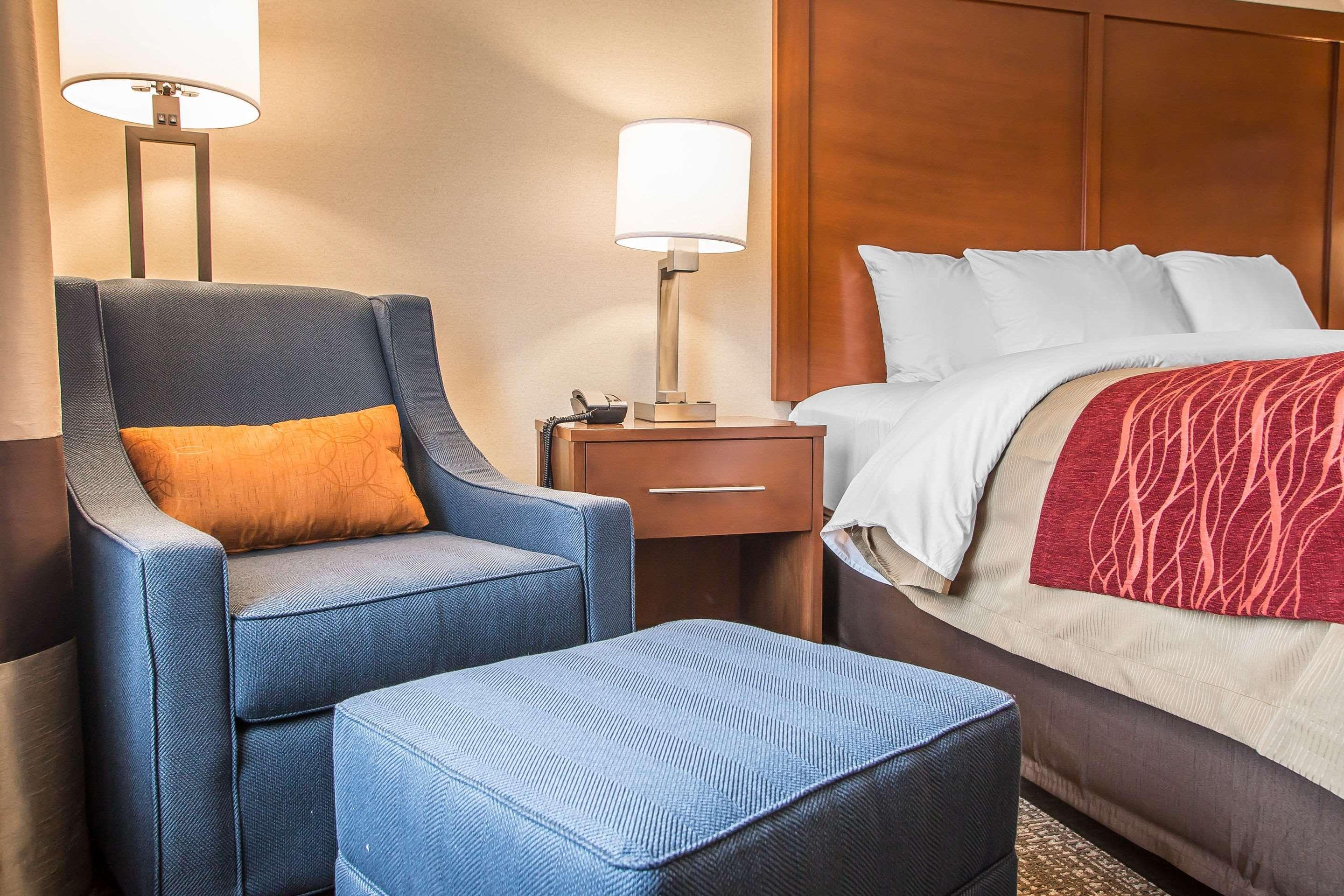 Comfort Inn Pa Turnpike - I-81 Carlisle Bagian luar foto