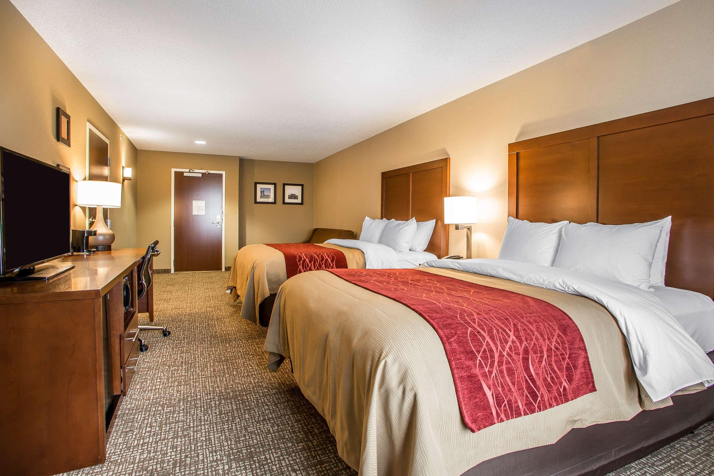 Comfort Inn Pa Turnpike - I-81 Carlisle Bagian luar foto