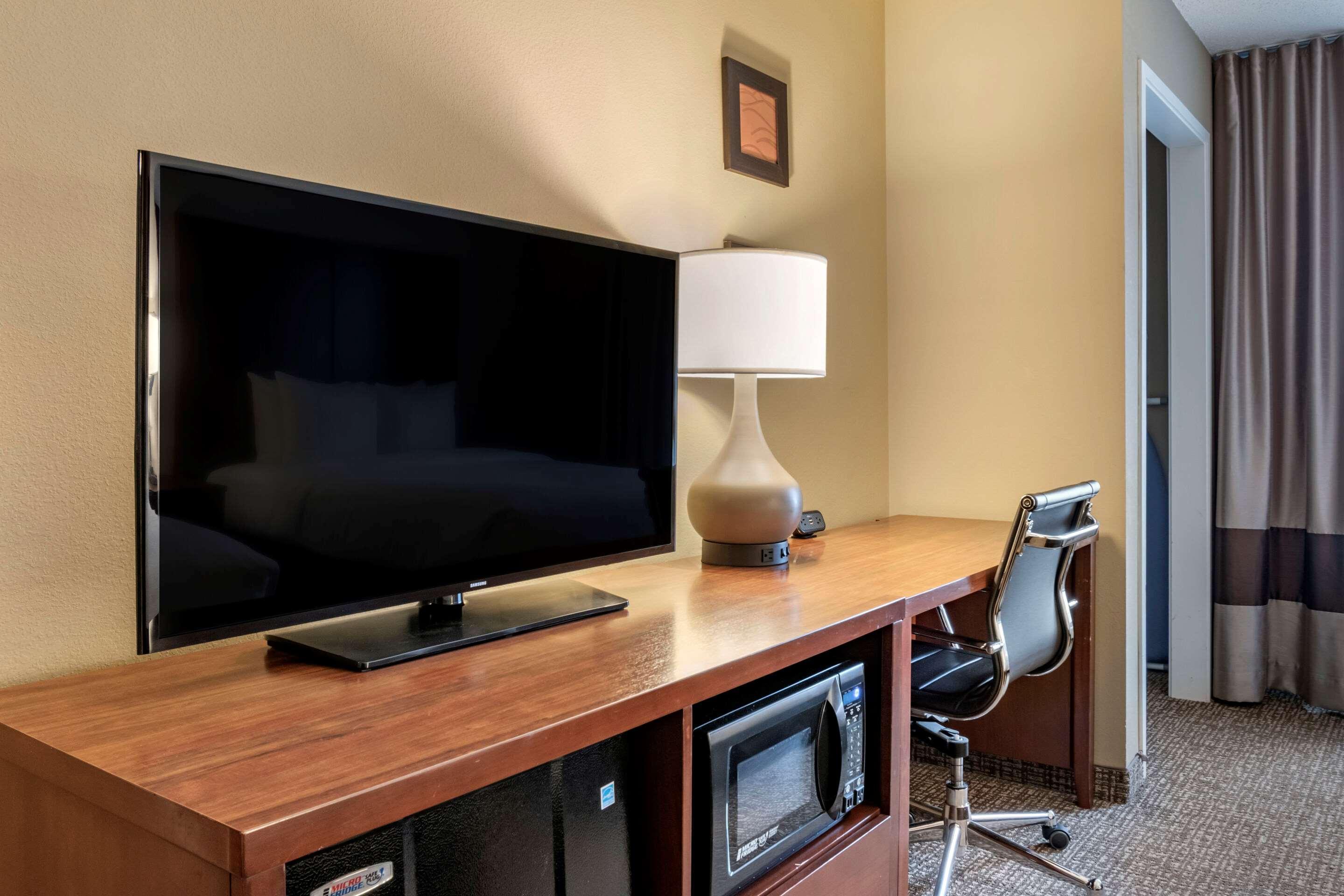 Comfort Inn Pa Turnpike - I-81 Carlisle Bagian luar foto