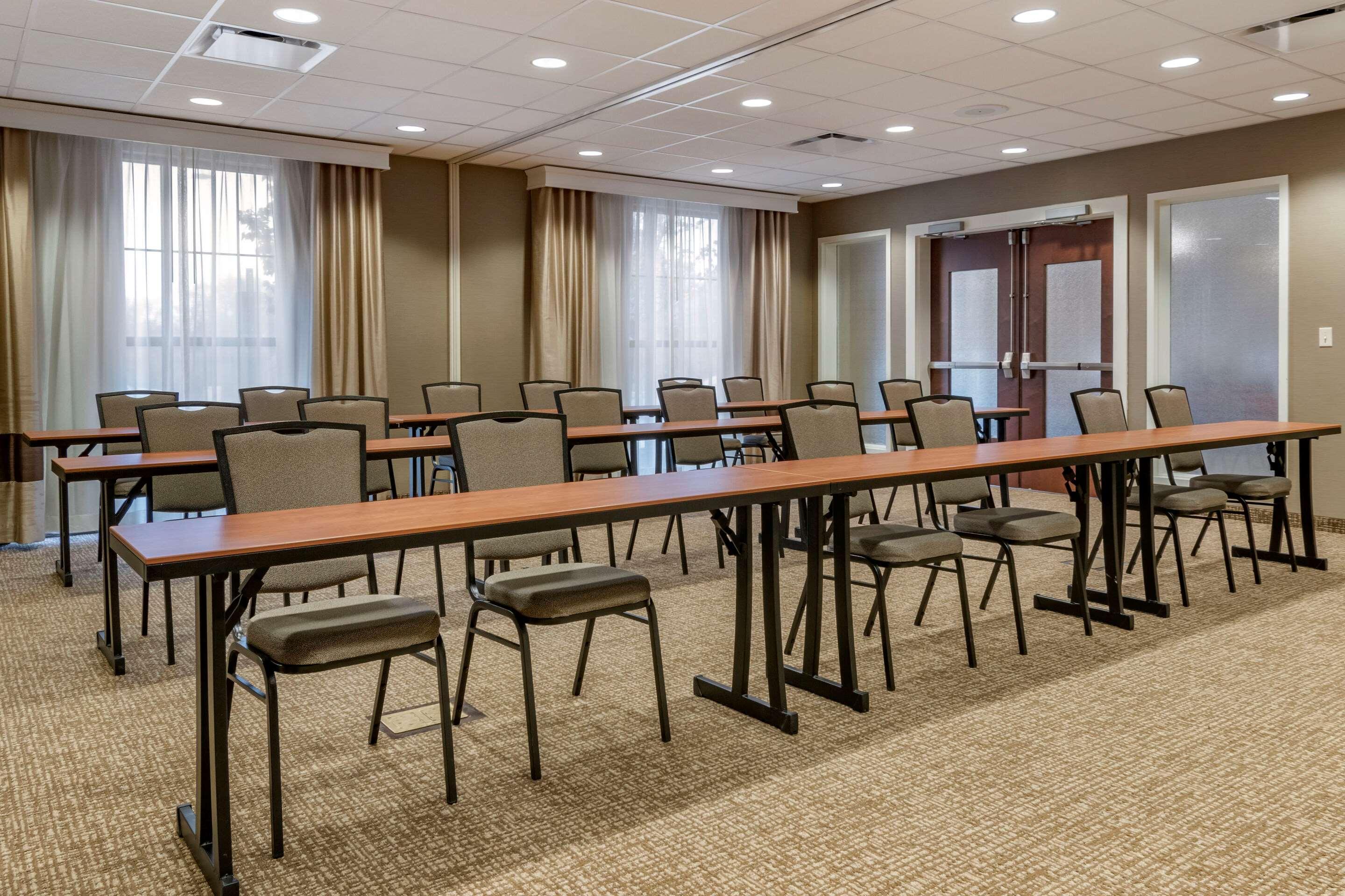 Comfort Inn Pa Turnpike - I-81 Carlisle Bagian luar foto