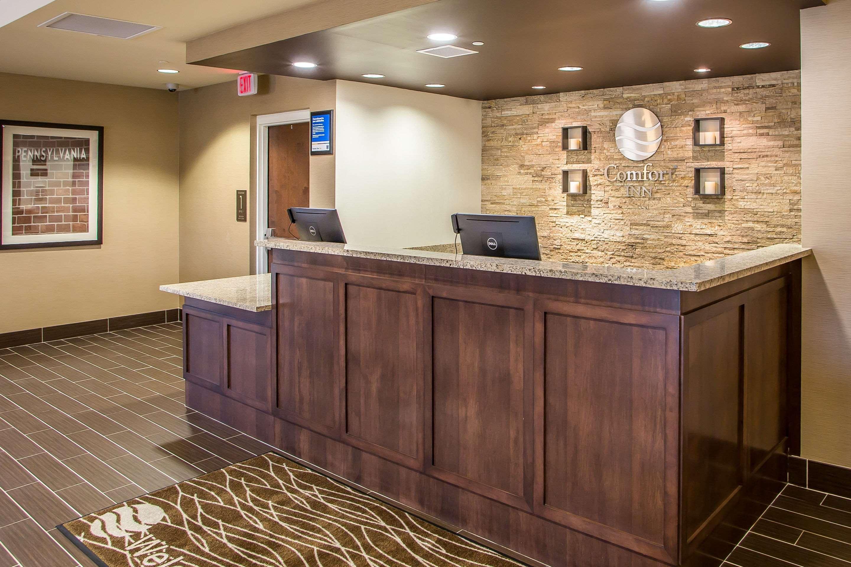 Comfort Inn Pa Turnpike - I-81 Carlisle Bagian luar foto