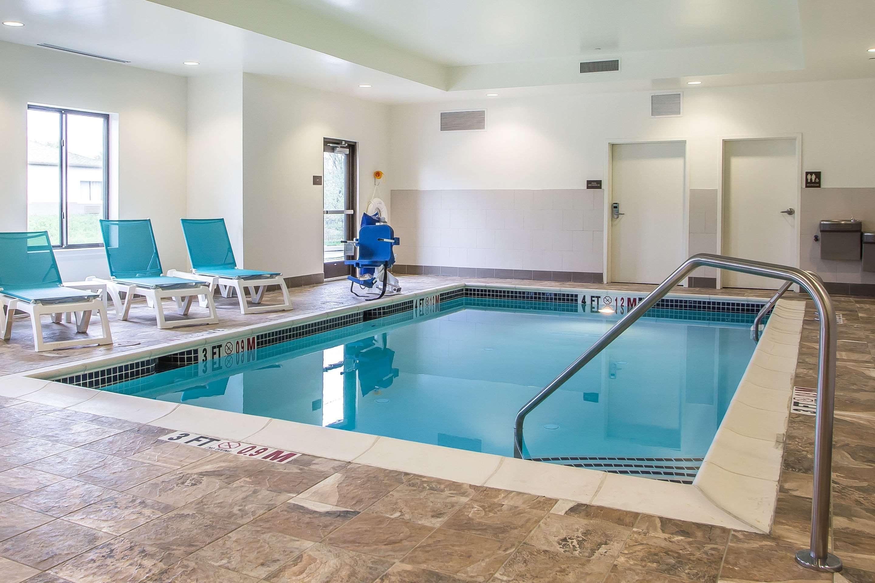 Comfort Inn Pa Turnpike - I-81 Carlisle Bagian luar foto