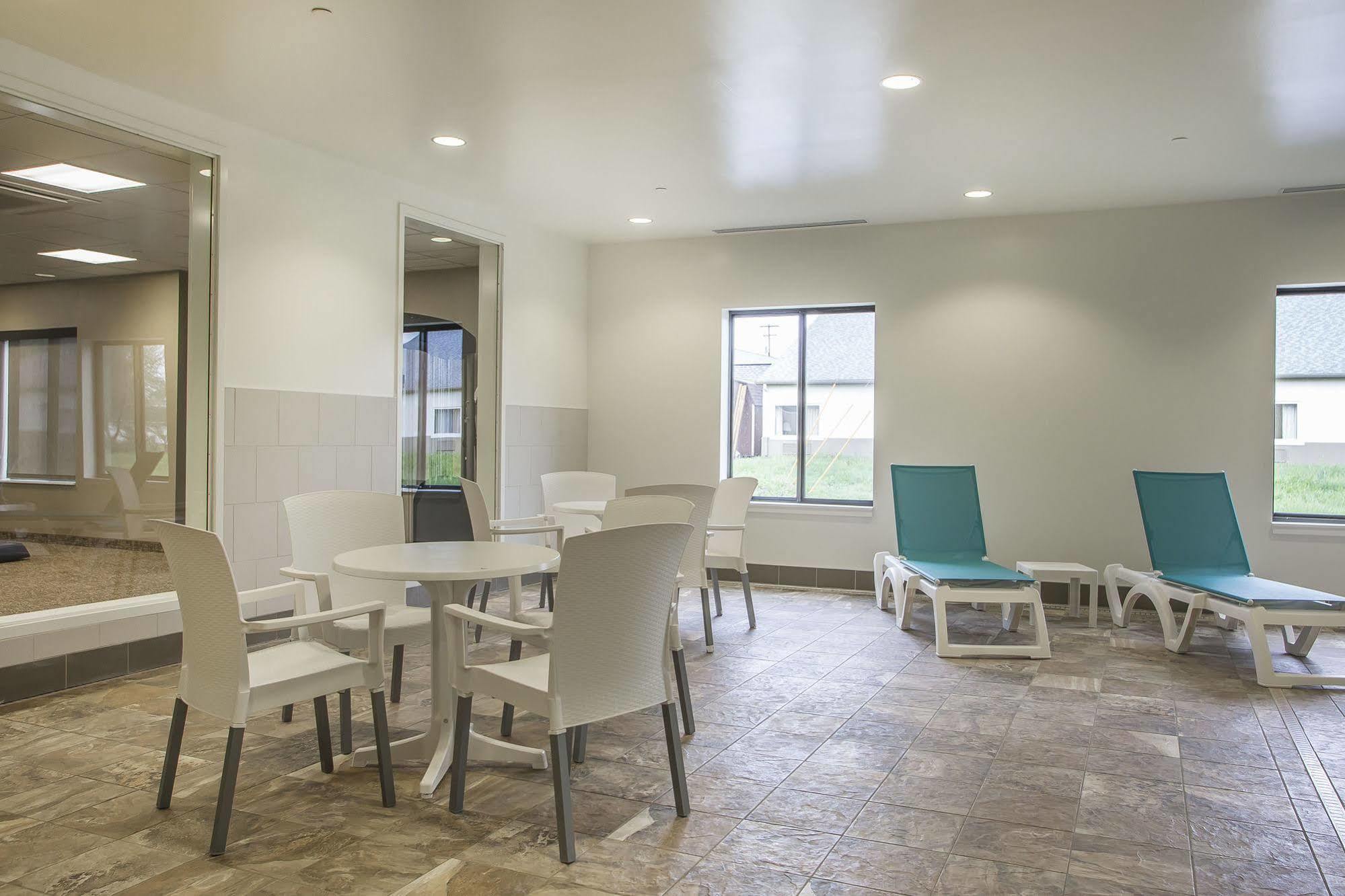 Comfort Inn Pa Turnpike - I-81 Carlisle Bagian luar foto